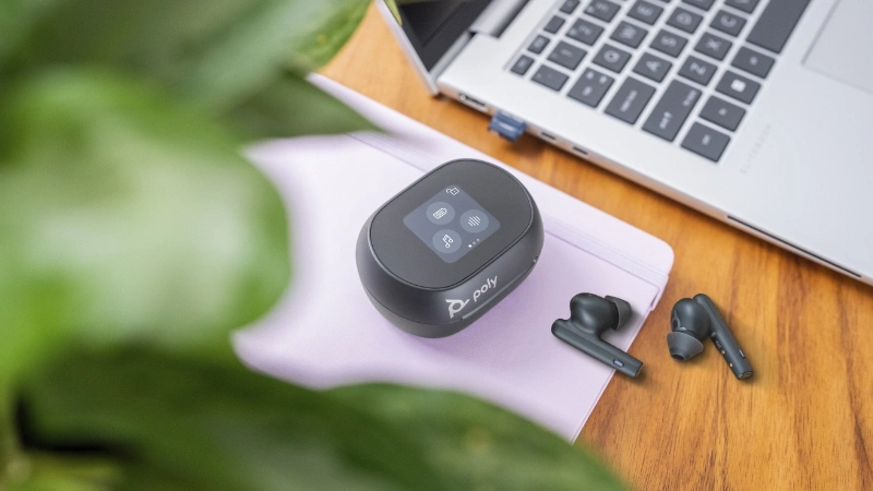 Poly Voyager Free 60+ Ear Buds | Buy Poly VF60P 216065-01 HP 7Y8G3AA